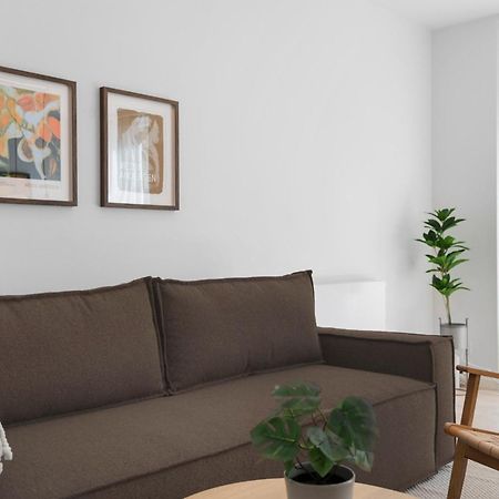 Inner City Grand Suite Arhus Bagian luar foto