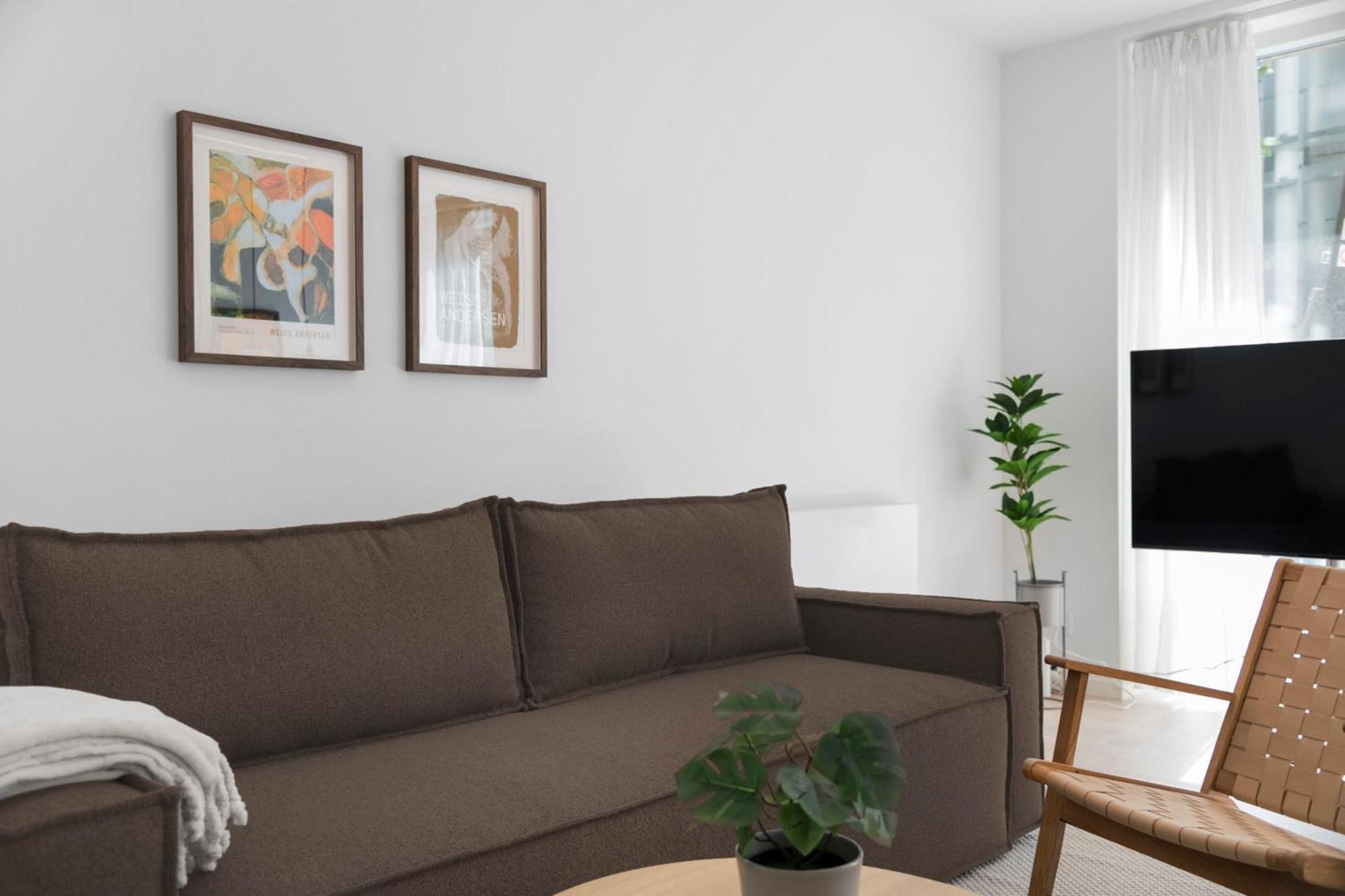 Inner City Grand Suite Arhus Bagian luar foto
