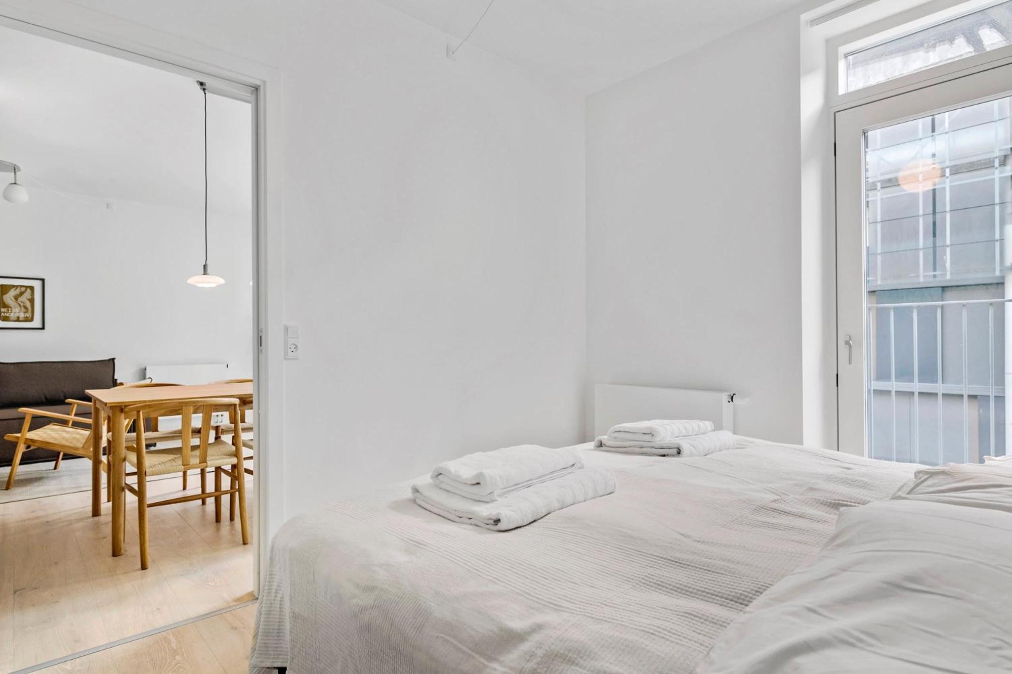 Inner City Grand Suite Arhus Bagian luar foto