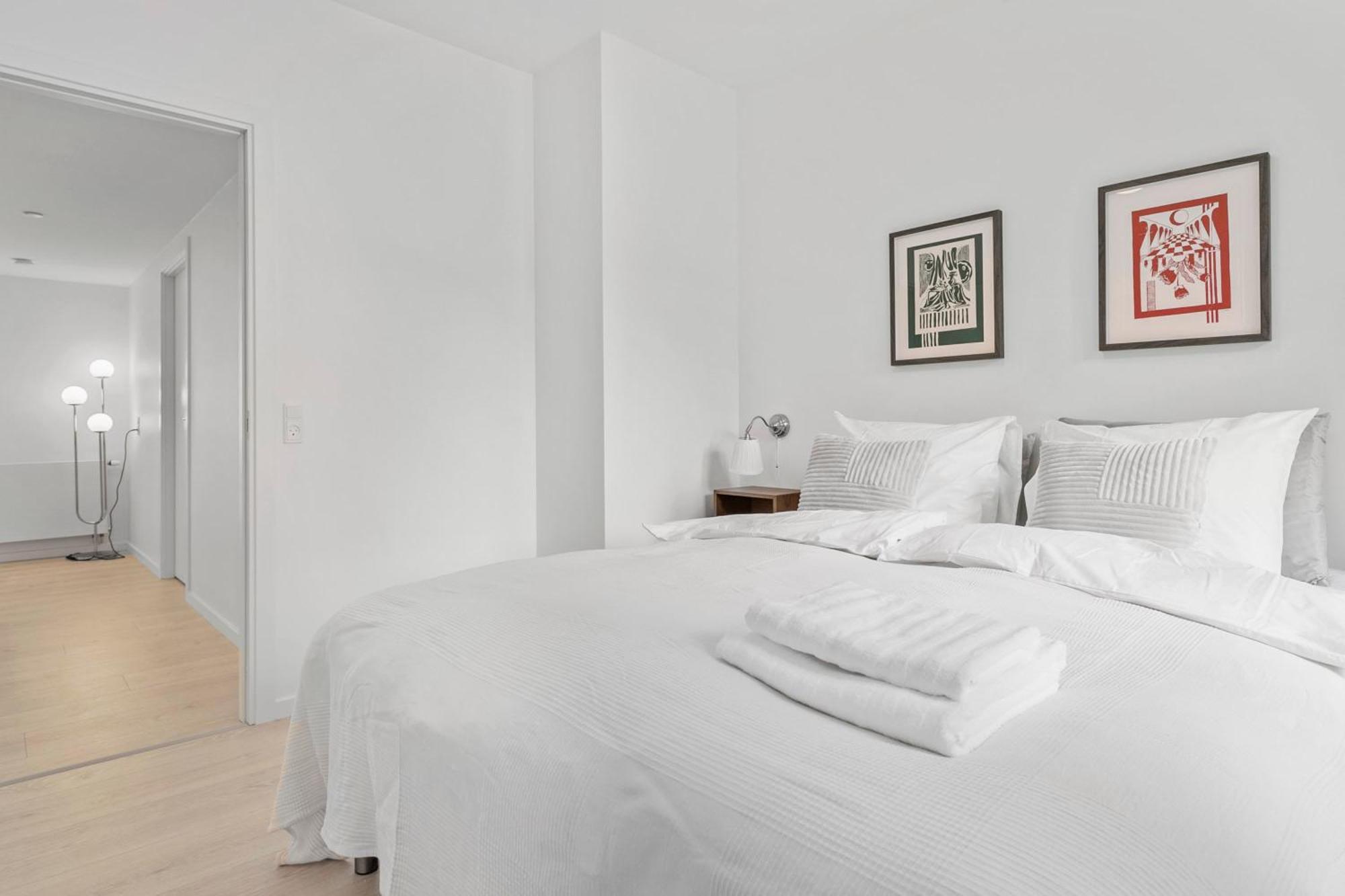 Inner City Grand Suite Arhus Bagian luar foto
